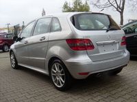 Usata Mercedes B150 95 CV (69 kW) 2008 Argento Monovolume