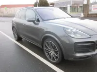 Gebraucht Porsche Cayenne 441 PS (324 kW) 2020 Grau SUV