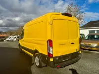 Second-hand Ford Transit 105 CP (77 kW) 2020 Galben Monovolum