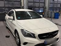 Gebraucht Mercedes CLA200 156 PS (114 kW) 2016 Weiß Coupé