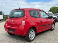 Gebraucht Renault Twingo 58 PS (42 kW) 2011 Rot Kleinwagen