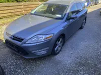 Gebraucht Ford Mondeo Titanium 163 PS (119 kW) 2012 Blau Limousine