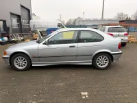 Używany BMW 318 140 KM (102 kW) 1997 Szary Sedan/Limuzyna