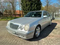 Gebraucht Mercedes E240 Elegance 170 PS (125 kW) 2001 Silber Limousine