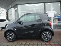 Gebraucht Smart ForTwo Electric Drive 60 kW (82 PS) 2021 Schwarz Kleinwagen