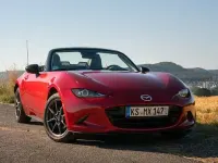 Gebraucht Mazda MX5 Sports-Line 132 PS (97 kW) 2016 Rot Cabrio