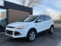 Gebraucht Ford Kuga SYNC Edition 150 PS (110 kW) 2016 Weiß SUV