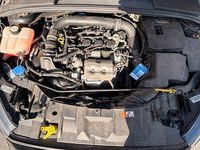 Gebraucht Ford Focus Titanium 125 PS (91 kW) 2016 Schwarz Limousine