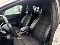 Gebraucht Mercedes CLA180 122 PS (89 kW) 2015 Weiß Limousine