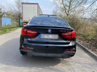 gebraucht BMW X6 M50D M Sport AHK/SHZ/LHZ/HUD/ACC/360