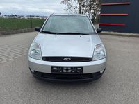 Gebraucht Ford Fiesta Ambiente 69 PS (50 kW) 2003 Silber Kleinwagen