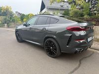 Gebraucht BMW X6 M50 Shadowline 530 PS (389 kW) 2023 Grau SUV