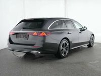 Gebraucht Mercedes E300 Avantgarde 313 PS (230 kW) 2025 Grau Kombi