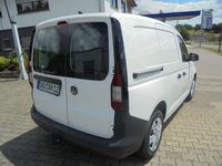 Gebraucht VW Caddy 122 PS (89 kW) 2024 Weiß Van / Kleinbus