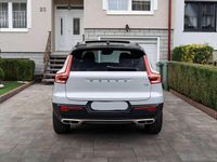 Gebraucht Volvo XC40 R-Design 163 PS (119 kW) 2020 Weiß SUV