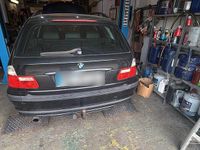 Gebraucht BMW 318 118 PS (86 kW) 1998 Schwarz Kombi
