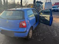 Gebraucht VW Polo 64 PS (47 kW) 2001 Blau Kleinwagen