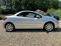 Gebraucht Peugeot 207 CC Sport 120 PS (88 kW) 2009 Silber Cabrio