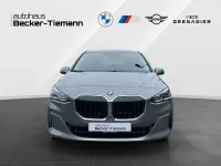Gebraucht BMW 220 Active Tourer Sport Line 170 PS (125 kW) 2023 Silber Van / Kleinbus