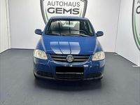 Second-hand VW Fox Basis 54 CP (39 kW) 2005 Albastru Hatchback
