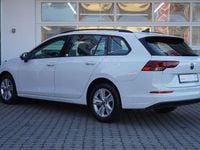 Gebraucht VW Golf VIII Life 150 PS (110 kW) 2021 Weiß Kombi