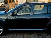 Gebraucht Dacia Sandero Stepway 87 PS (63 kW) 2009 Grau Limousine