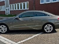 Gebraucht Mercedes E250 204 PS (150 kW) 2009 Grau Coupé