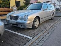 Second-hand Mercedes E200 Classic 163 CP (119 kW) 2002 Argintiu Break