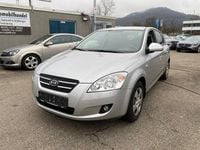 Gebraucht Kia Ceed Basis 109 PS (80 kW) 2009 Silber Kleinwagen