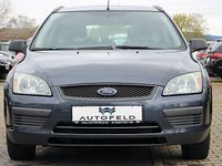 gebraucht Ford Focus 1,6TDCi/KLIMA/SHZ/AHK/8FACH/BHFRONTSCHEIBE