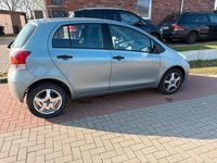 Gebraucht Toyota Yaris 101 PS (74 kW) 2009 Grau Kleinwagen