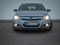 Gebraucht Opel Astra 90 PS (66 kW) 2009 Grau Limousine