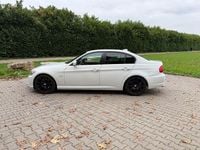 Gebraucht BMW 320 Efficient Dynamics 163 PS (119 kW) 2011 Weiß Limousine