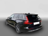 Gebraucht Volvo V60 Core 398 PS (292 kW) 2022 Schwarz Kombi