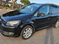 Gebraucht VW Touran Cup 105 PS (77 kW) 2014 Schwarz Van / Kleinbus