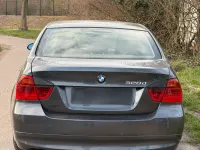 Gebraucht BMW 320 140 PS (102 kW) 2006 Grau Limousine