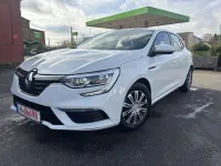 Gebraucht Renault Mégane Life 101 PS (74 kW) 2018 Gletscherweiss Limousine