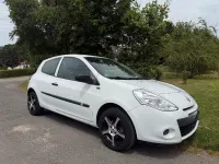 Gebraucht Renault Clio IV 75 PS (55 kW) 2012 Weiß Limousine