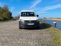 Second-hand VW Caddy 102 CP (75 kW) 2013 Alb Monovolum