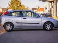 Usata Ford Focus 75 CV (55 kW) 2004 Argento Utilitaria