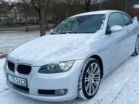 Gebraucht BMW 320 177 PS (130 kW) 2009 Silber Coupé