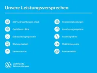 Gebraucht VW Golf VIII Move 150 PS (110 kW) 2023 Oryxweiß perleffekt Limousine