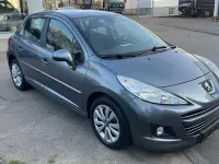 Gebraucht Peugeot 207 Premium 120 PS (88 kW) 2010 Grau Limousine