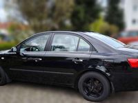 gebraucht Hyundai Sonata 3,3 lt. V6 schwarz, EZ 10/2005 TÜV 2/2025