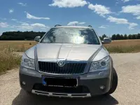Gebraucht Skoda Octavia 140 PS (102 kW) 2011 Beige Kombi