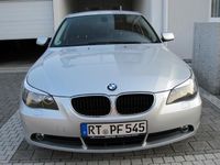 Gebraucht BMW 520 231 PS (169 kW) 2004 Silber metallic Limousine