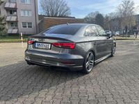 Gebraucht Audi A3 S-Line 190 PS (139 kW) 2018 Grau Limousine