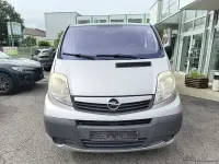 Gebraucht Opel Vivaro 146 PS (107 kW) 2008 Starsilber m2 (metallic) Van / Kleinbus