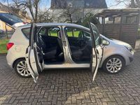 Gebraucht Opel Meriva Innovation 101 PS (74 kW) 2012 Silber Van / Kleinbus