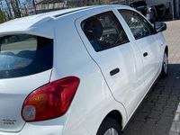 Gebraucht Mitsubishi Space Star 80 PS (58 kW) 2013 Weiß Van / Kleinbus